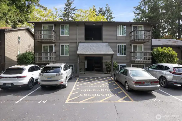 14620 NE 35th Street #105, Bellevue, WA 98007