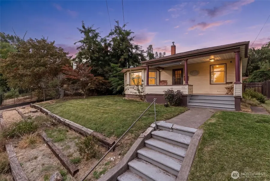 353 S 4th Avenue, Walla Walla, WA 99362 - #3