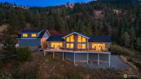 5342 Whispering Ridge Drive, Wenatchee, WA 98801