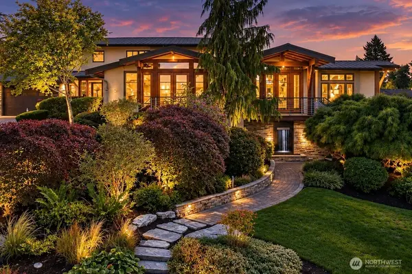 9641 NE 29th Street, Clyde Hill, WA 98004