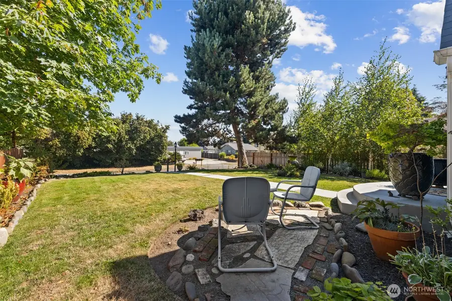 1214 E Columbia Street, Port Angeles, WA 98362 - #2