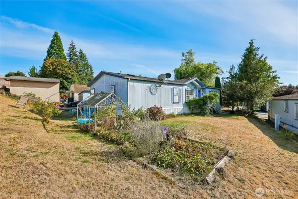 704 87th Avenue Ne #4, Lake Stevens, WA 98258