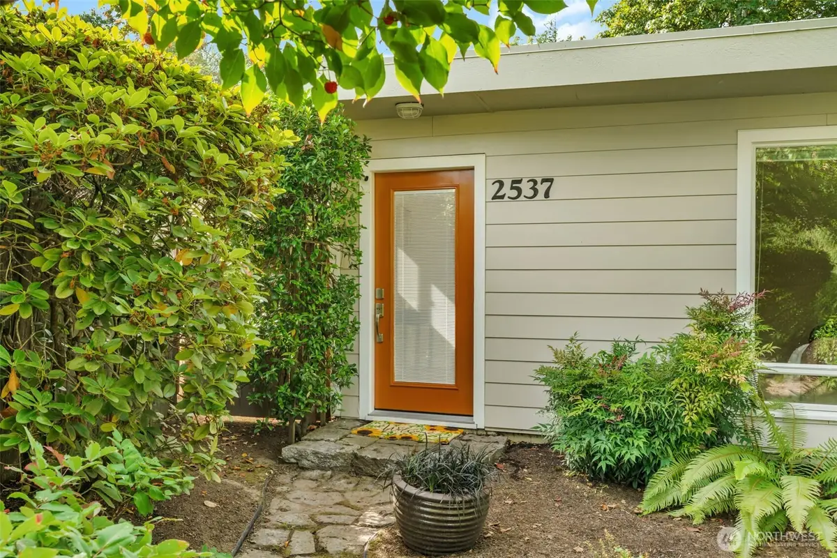 2537 NE 97th Street, Seattle, WA 98115 - #1