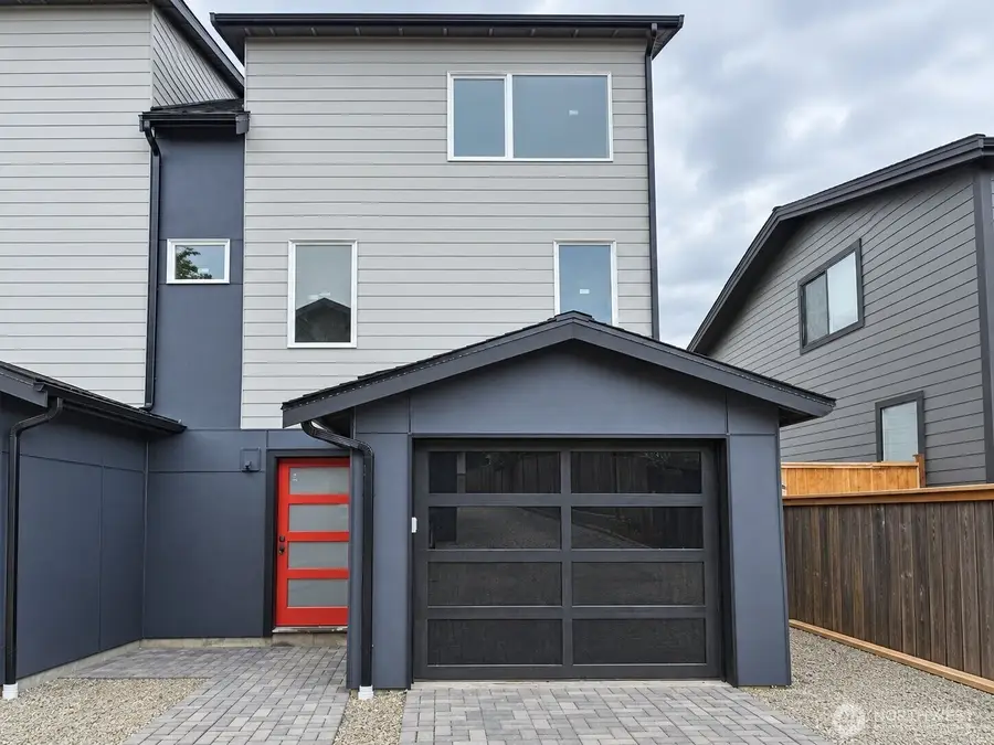 8316 28th Avenue Nw, Seattle, WA 98117 - #2