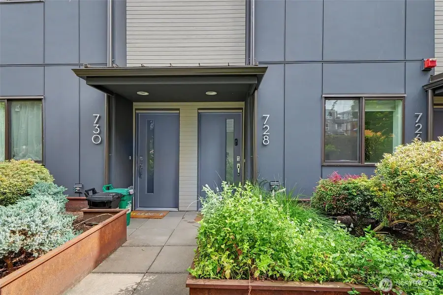 728 3rd Avenue N, Seattle, WA 98109 - #3