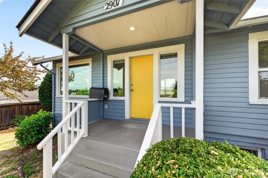 2907 SW Cloverdale Street, Seattle, WA 98126 - #2