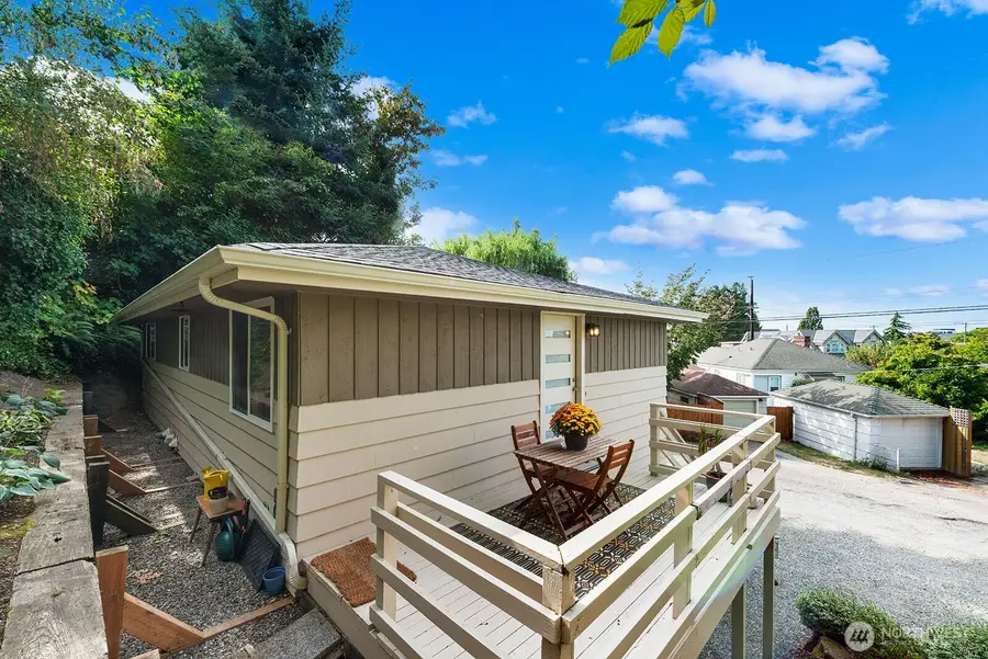 5625 SW Teig Place, Seattle, WA 98116 - #3