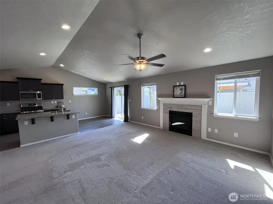 6108 Whitman Avenue, Yakima, WA 98903 - #3