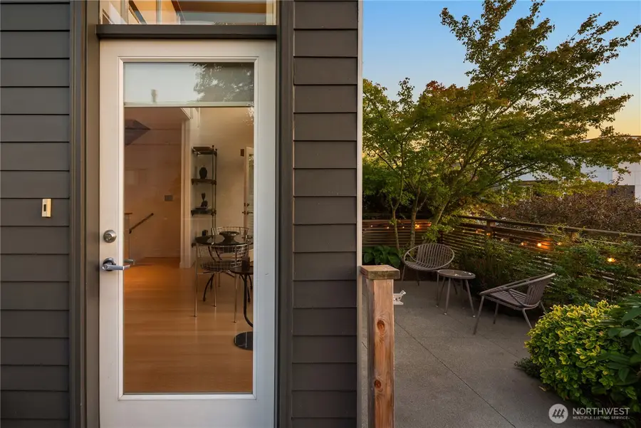 4121 SW Edmunds Street, Seattle, WA 98116 - #3