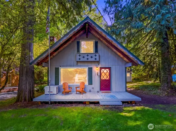 114 3rd Street, Skykomish, WA 98288