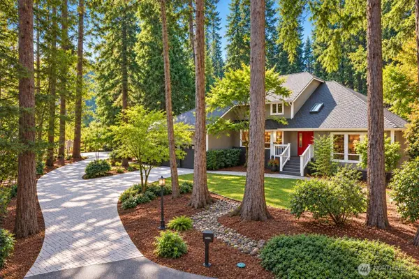 13605 NE 48th Place, Bellevue, WA 98005