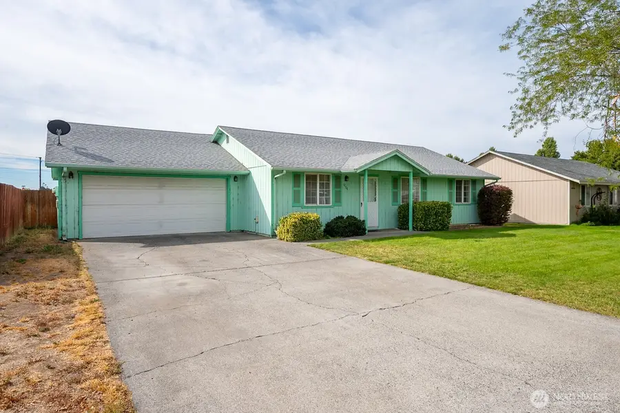 1204 E Hayden Drive, Moses Lake, WA 98837 - #3