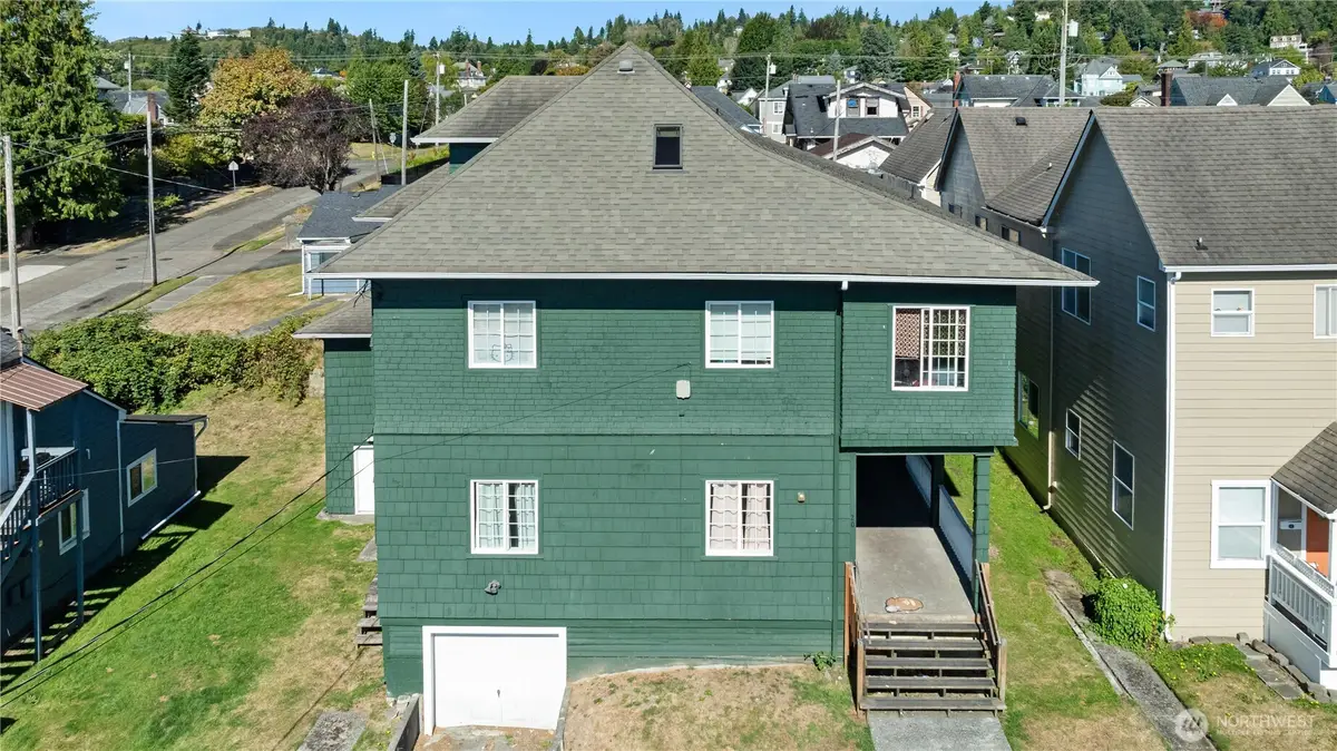 220 W 4th Street, Aberdeen, WA 98520 - #1