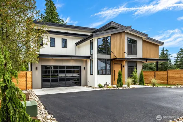 8336 NE 148th Place, Kenmore, WA 98028