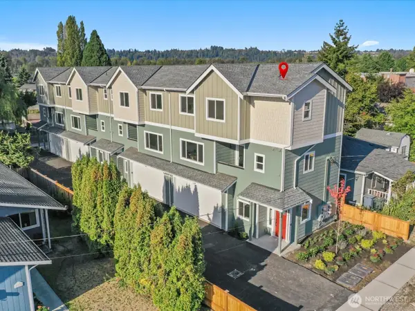 215 Corrin Avenue Nw, Orting, WA 98360