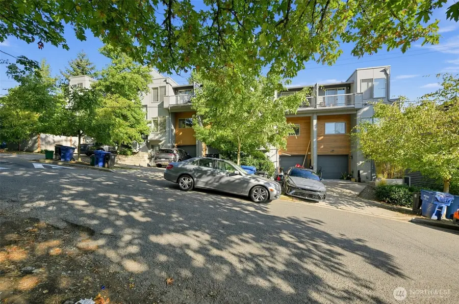 3014 NE 140th Street #B, Seattle, WA 98125 - #3