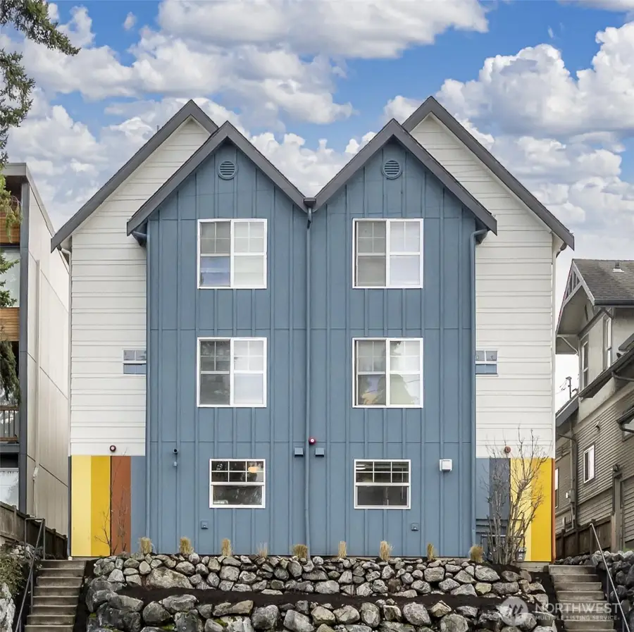 5612 Roosevelt Way Ne, Seattle, WA 98105 - #2