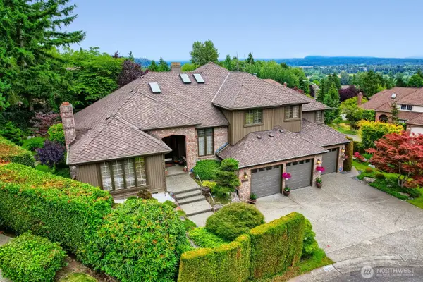 16122 NE 49th Court, Redmond, WA 98052