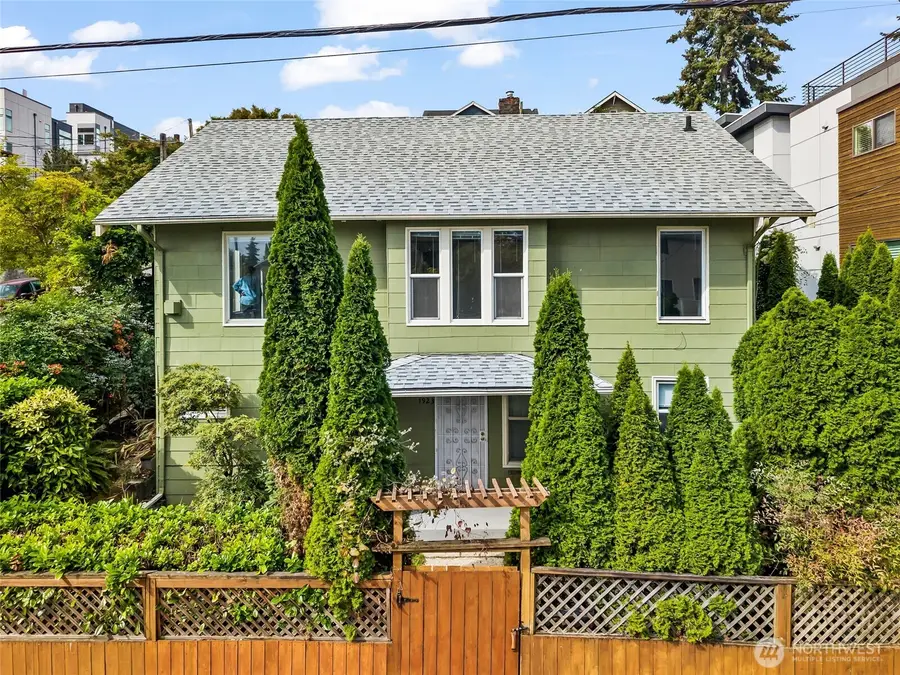 1923 15th Avenue S, Seattle, WA 98144 - #2