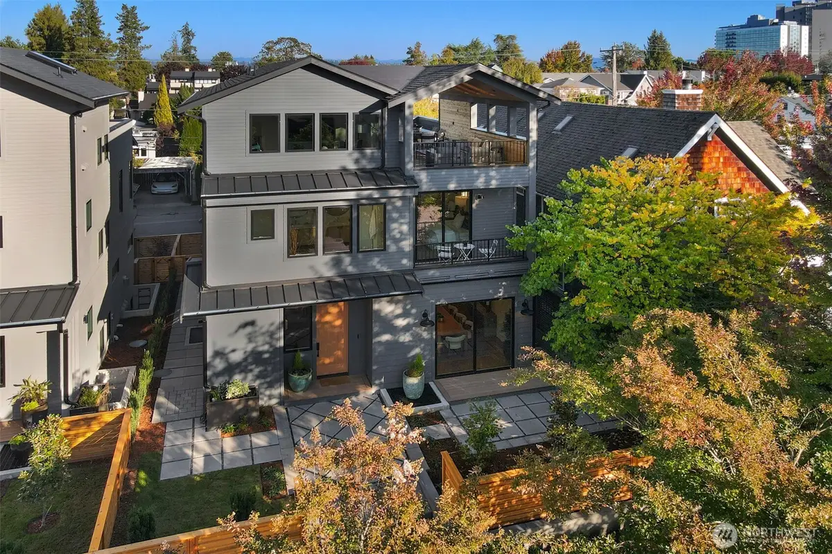 2004 Mcgilvra Boulevard E, Seattle, WA 98112 - #1