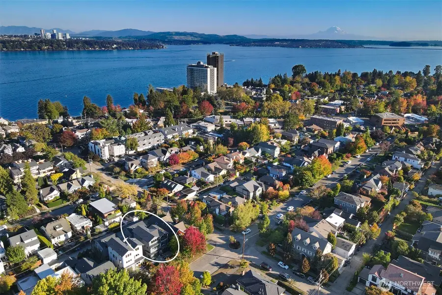 2004 Mcgilvra Boulevard E, Seattle, WA 98112 - #2