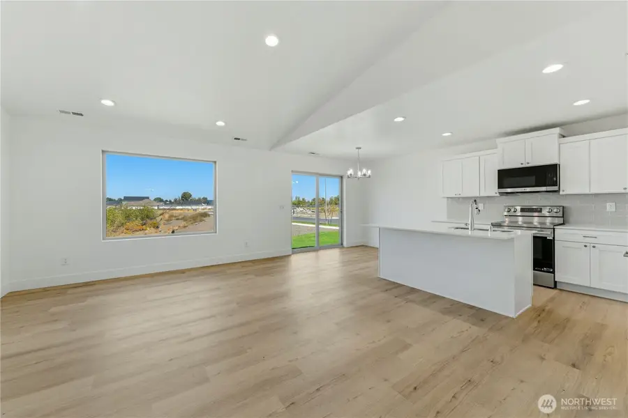 336 N Sandy Loop, Moses Lake, WA 98837 - #3