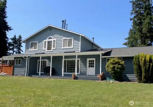 5721 180th Street Sw, Lynnwood, WA 97037