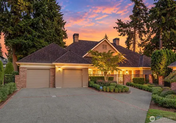 1260 108th Avenue Ne, Bellevue, WA 98004