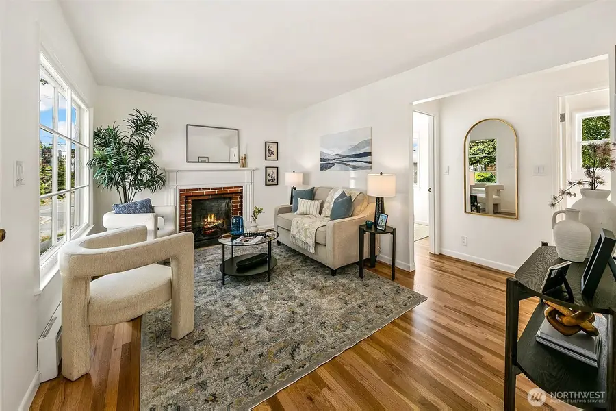 1015 N 40th Street, Seattle, WA 98103 - #2