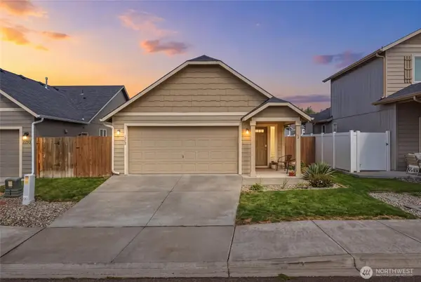 1202 Carver Street, College Place, WA 99324