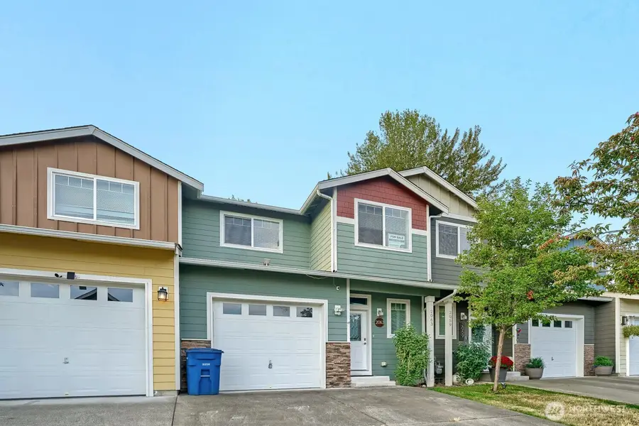 2063 S 263rd Street, Des Moines, WA 98198 - #2