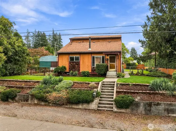 1140 N Cambrian Avenue, Bremerton, WA 98312
