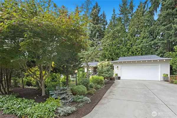 14406 NE 11th Place, Bellevue, WA 98007