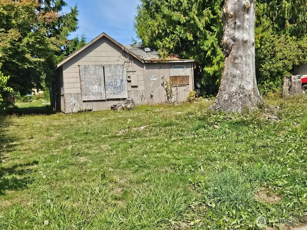 911 Miller Street, Kelso, WA 98626 - #1