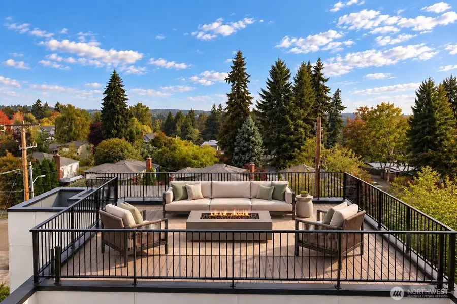 3261 NE 98th Street, Seattle, WA 98115 - #2