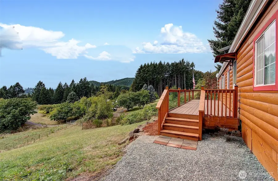 255 Wrangler Drive, Woodland, WA 98674 - #2
