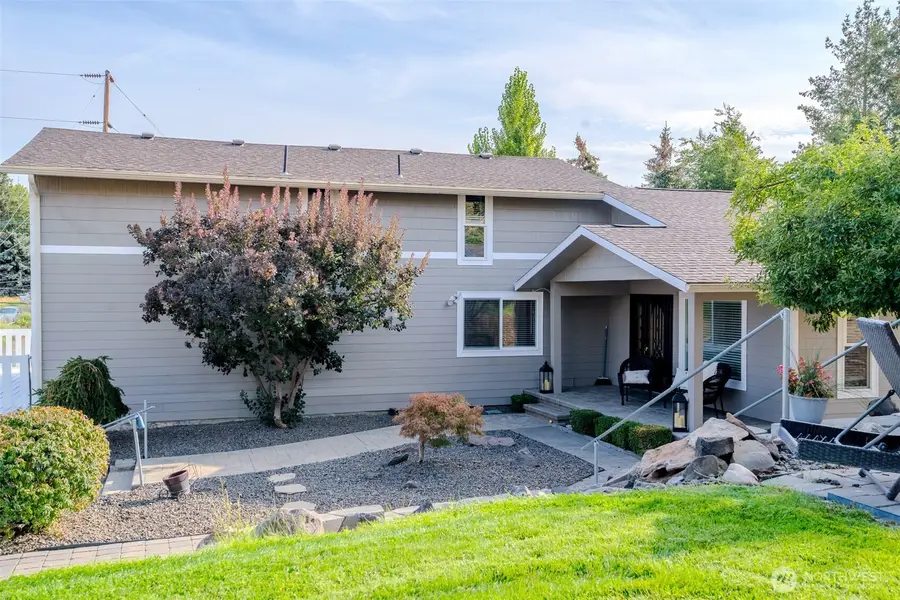 2121 Pleasant Hill Road, Selah, WA 98942 - #3