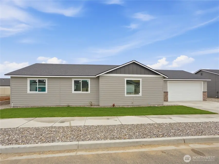 201 Salmon Drive, Wenatchee, WA 98801 - #2