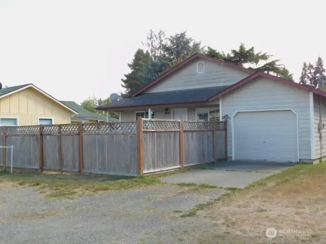 1014 W Spruce Street, Port Angeles, WA 98363 - #1