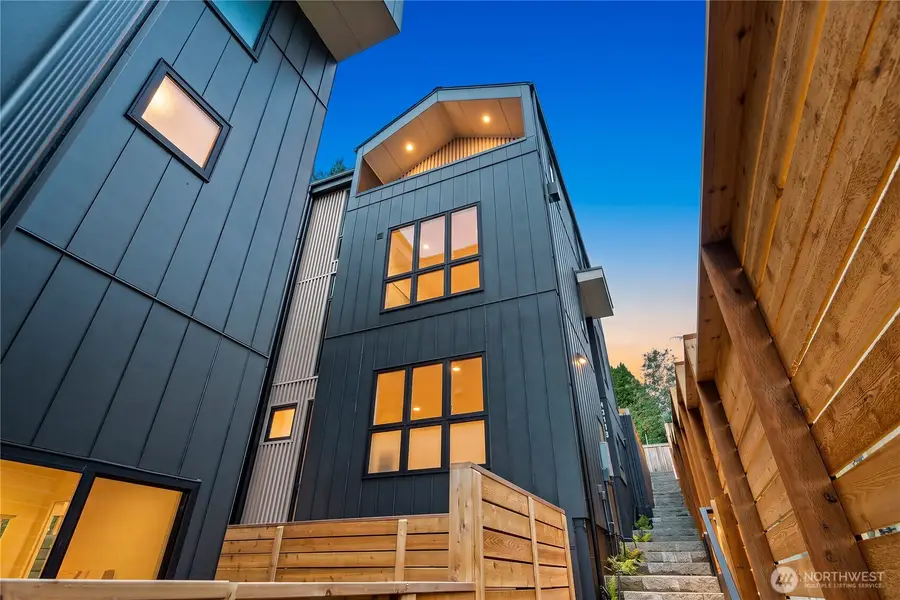 4511 34th Avenue S, Seattle, WA 98118 - #2