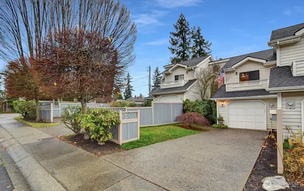 18604 48th Place S, SeaTac, WA 98188