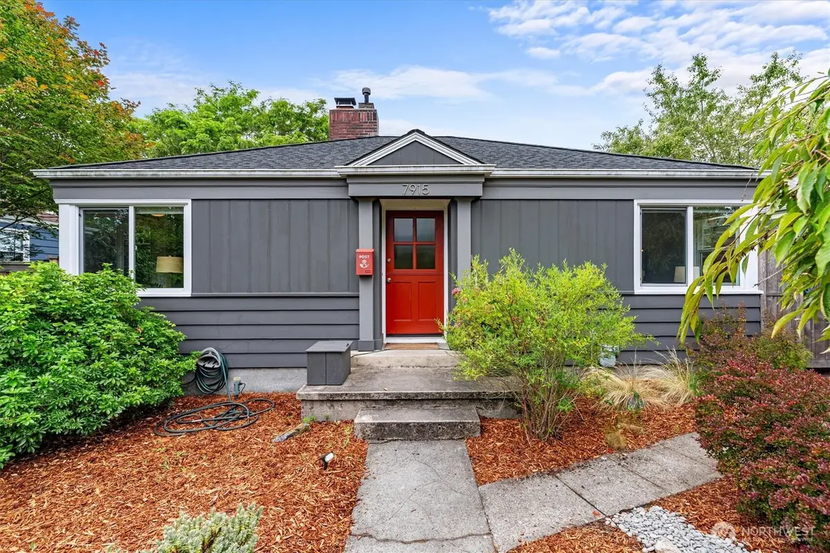 7915 34th Avenue Sw, Seattle, WA 98126 - #1