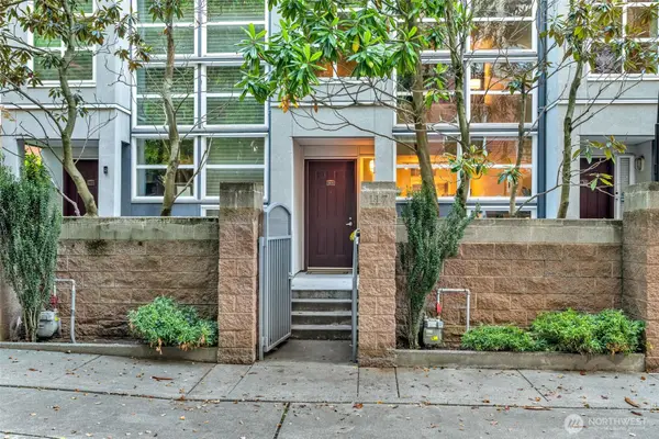 10042 Main Street #117, Bellevue, WA 98004