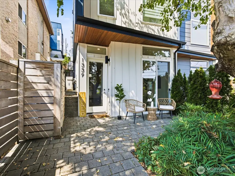 1339 15th Avenue S, Seattle, WA 98144 - #2
