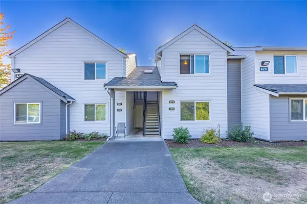 4251 Wintergreen Circle #279, Bellingham, WA 98226