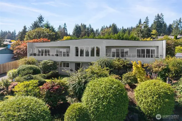 8152 SE Haida Dr, Port Orchard, WA 98366