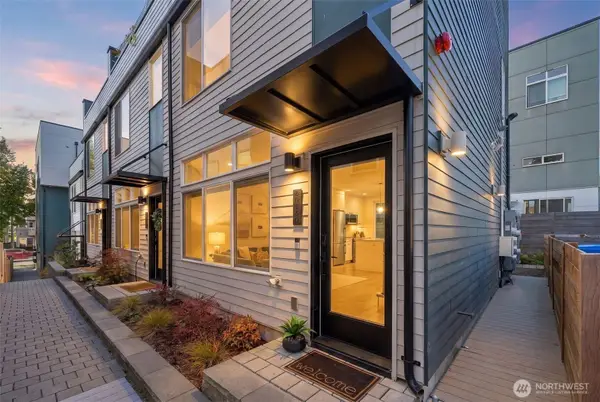 6016 California Avenue Sw #D, Seattle, WA 98136
