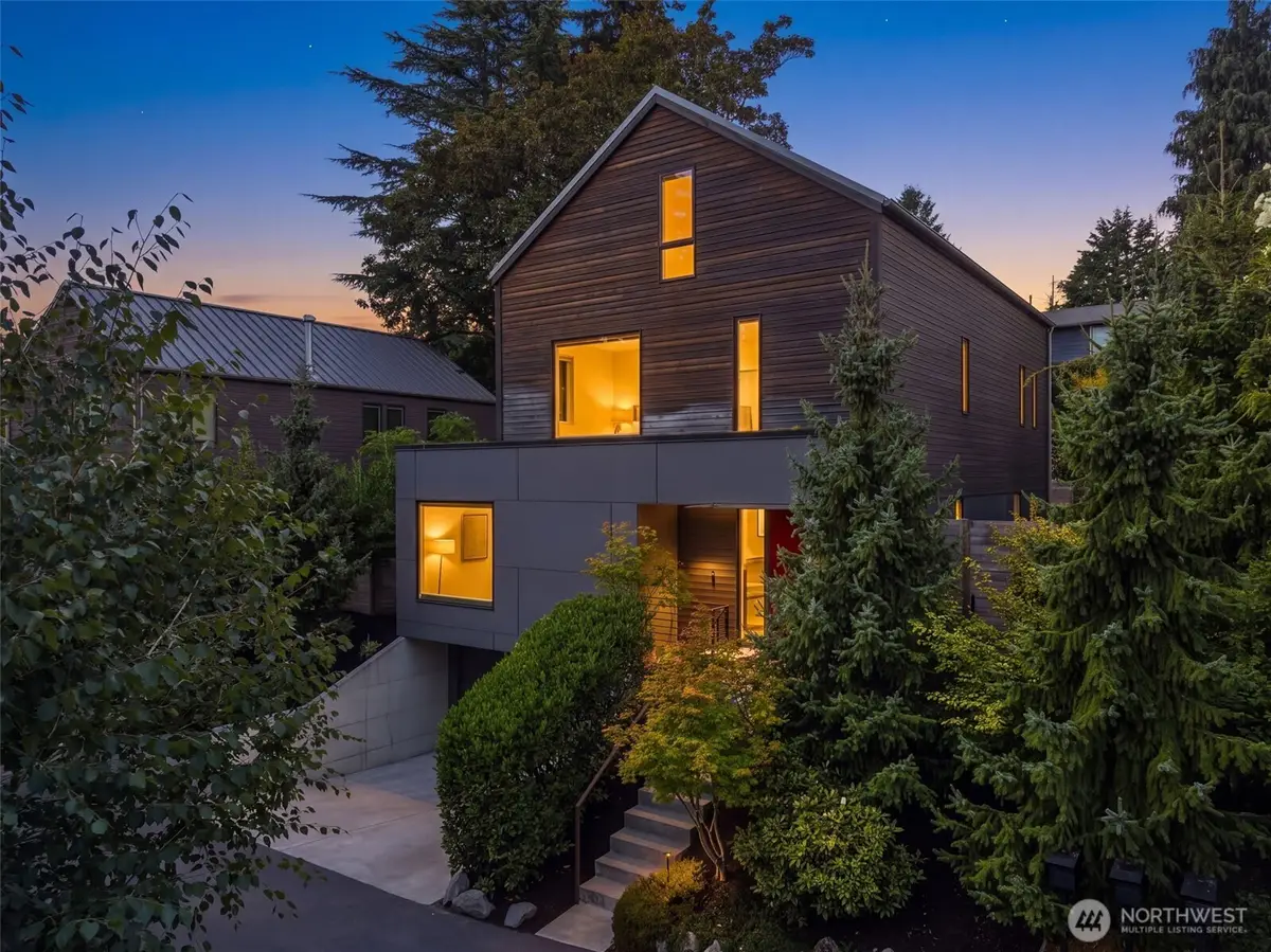 6015 53rd Avenue Ne, Seattle, WA 98115 - #1