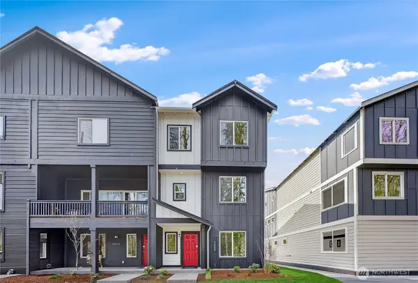32405 Anchor Avenue Se, Black Diamond, WA 98010
