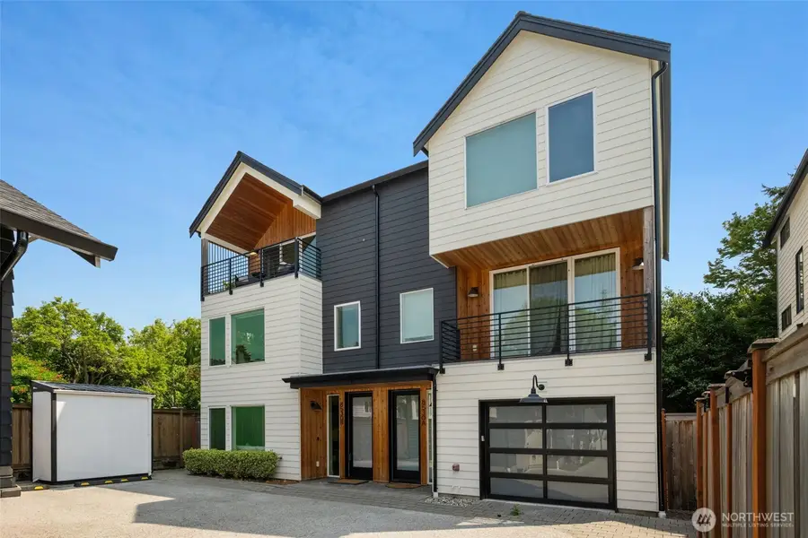 8530 13th Avenue Nw #B, Seattle, WA 98117 - #2